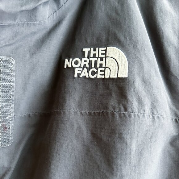 The North Face Arctic Insulated Parka in Vanadis Gray with Faux Fur Trim - Picture 6 of 10